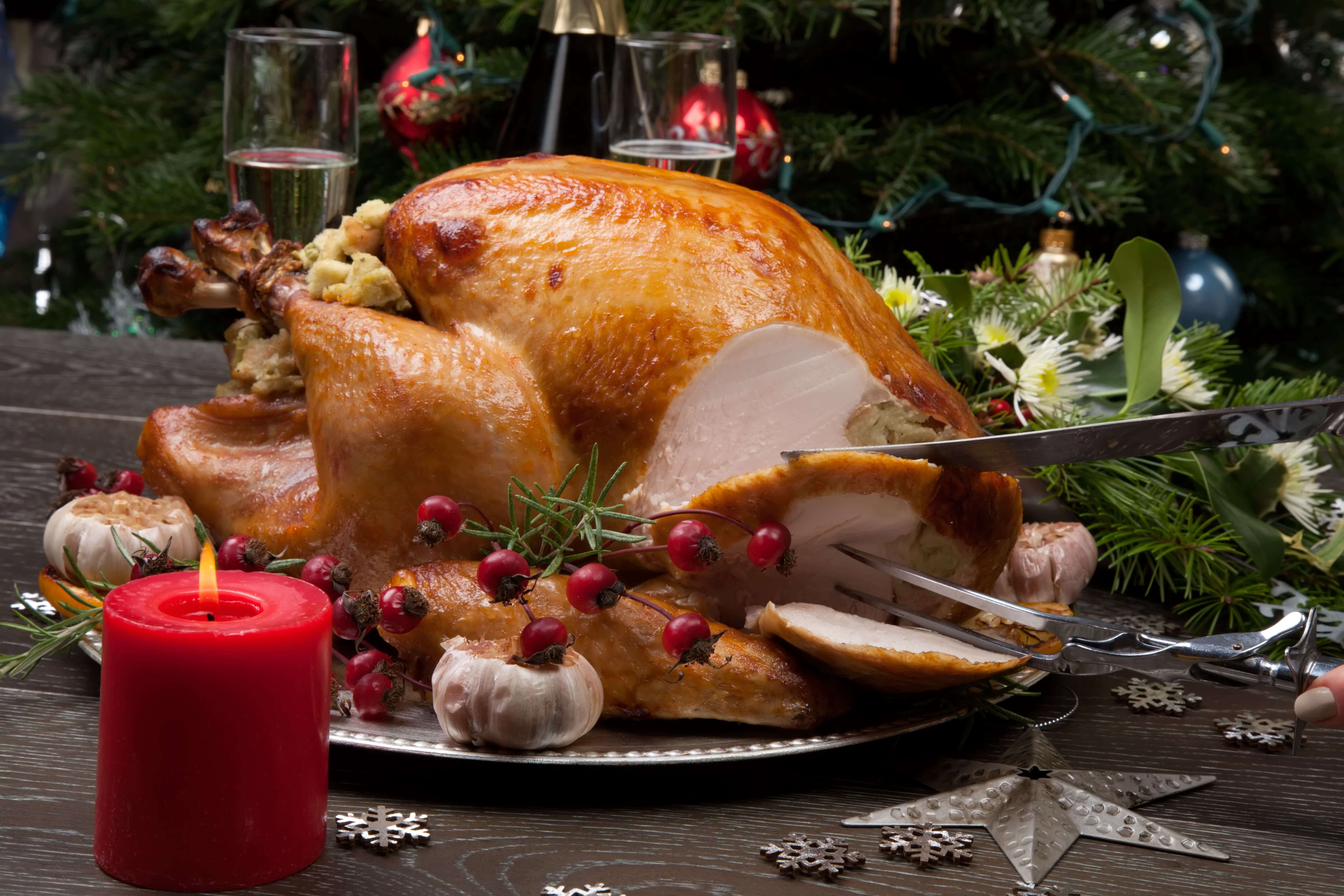 Рождество какие блюда. . Рождественская индейка (Christmas Turkey) Ингредиенты. Рождественская индейка запеченная. Традиционная Рождественская индейка Англия. Рождественская индейка в Англии.